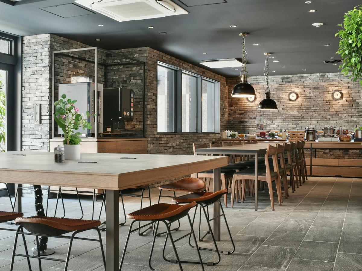 Vessel Inn Namba Osaka Exterior photo
