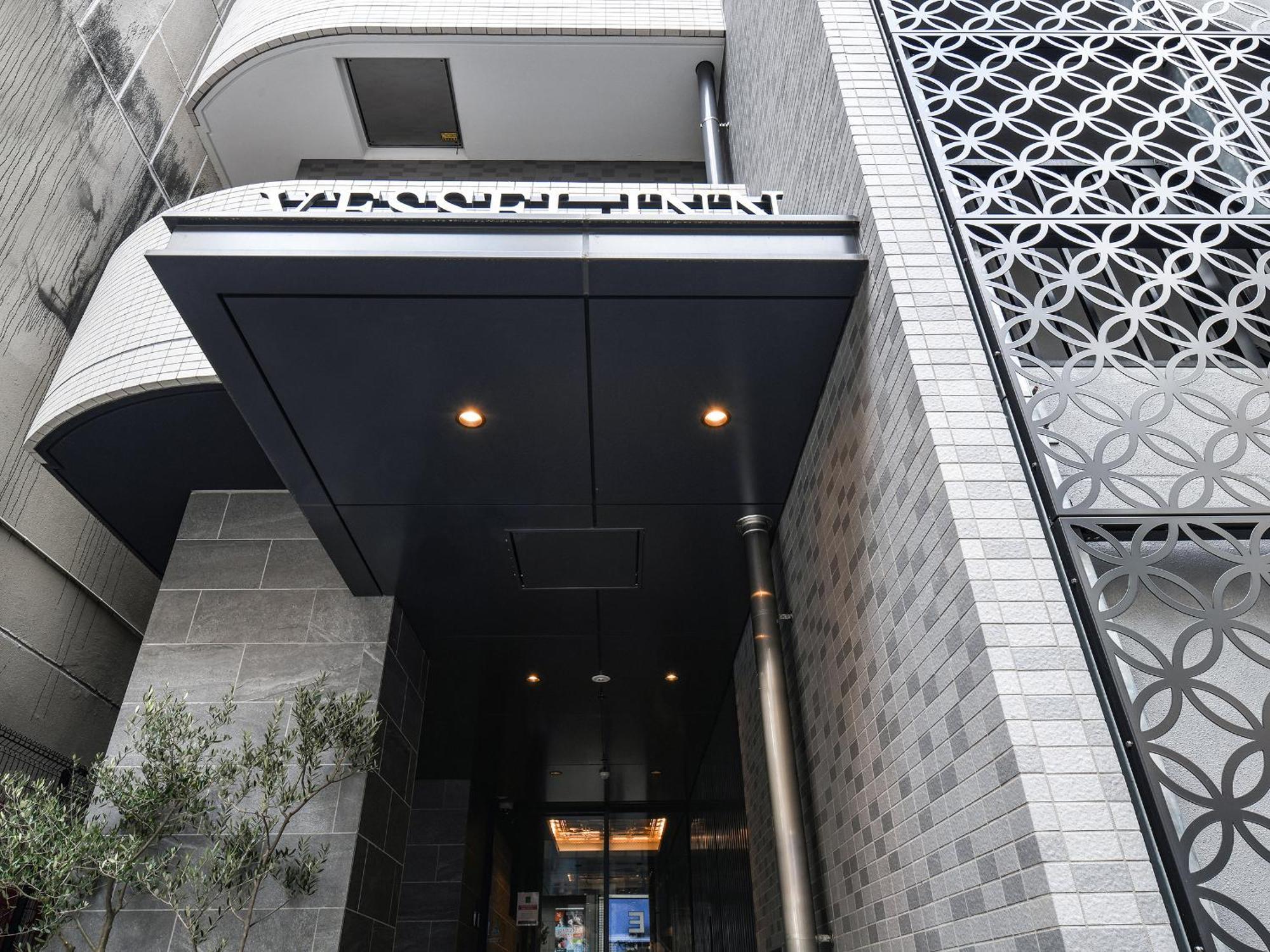Vessel Inn Namba Osaka Exterior photo
